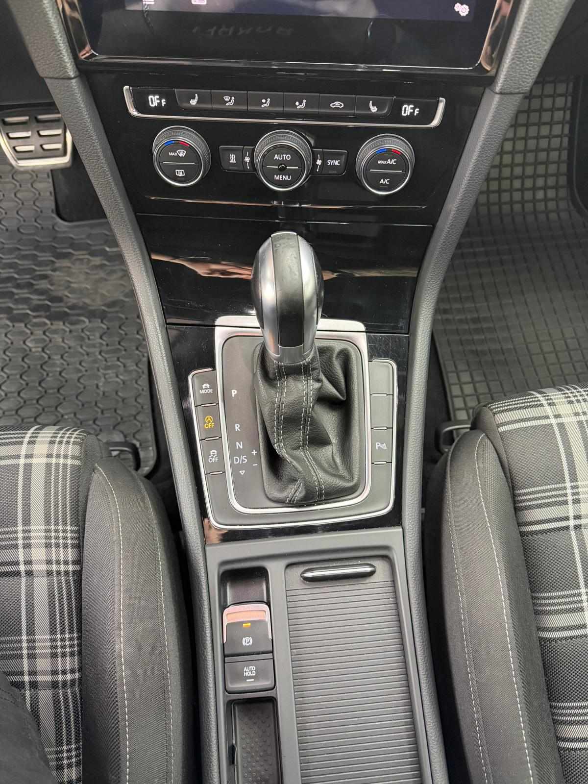 volkswagen-golf-2019-diesel-1968cc