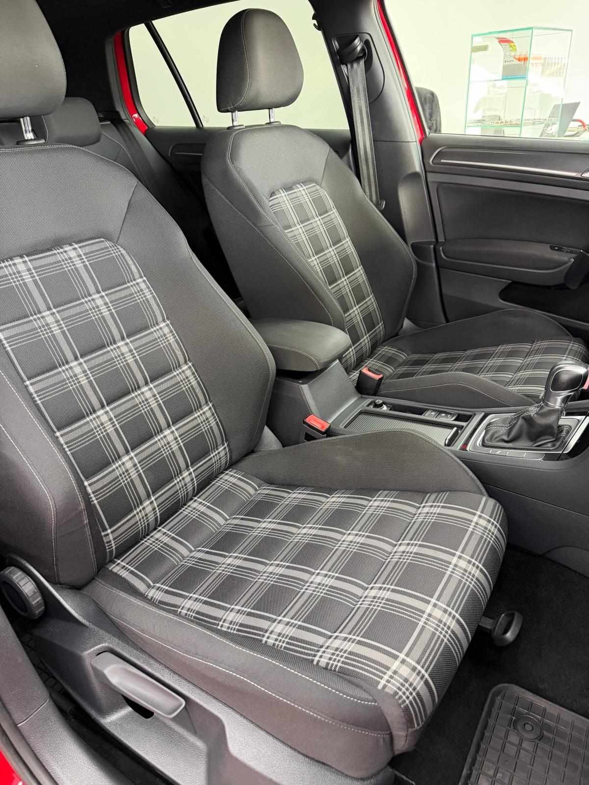volkswagen-golf-2019-diesel-1968cc