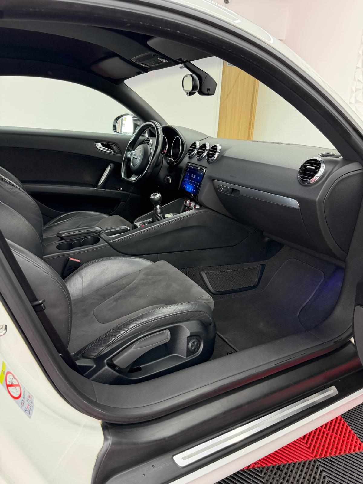 audi-tt-2011-gasolina-1798cc