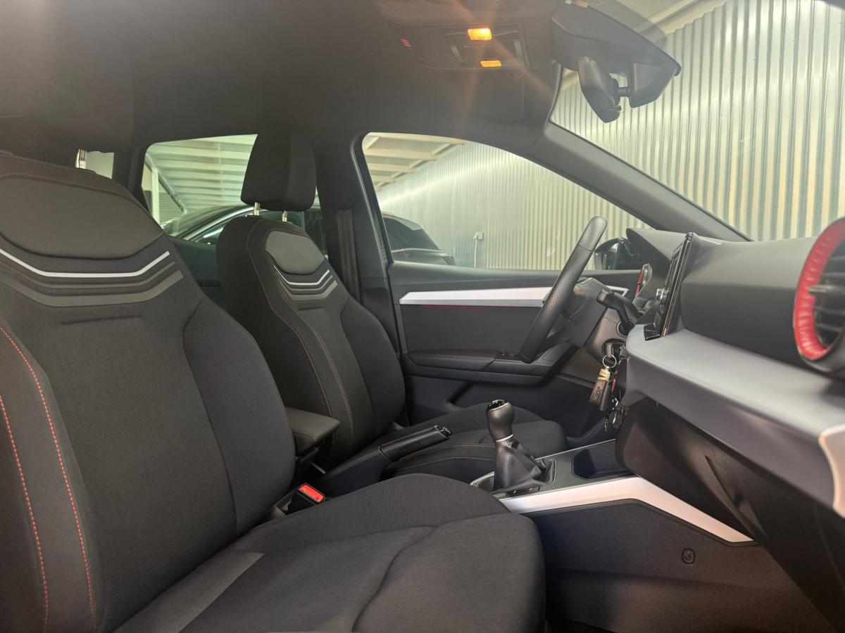 seat-arona-1-0-ecotsi-2022-gasolina-999cc