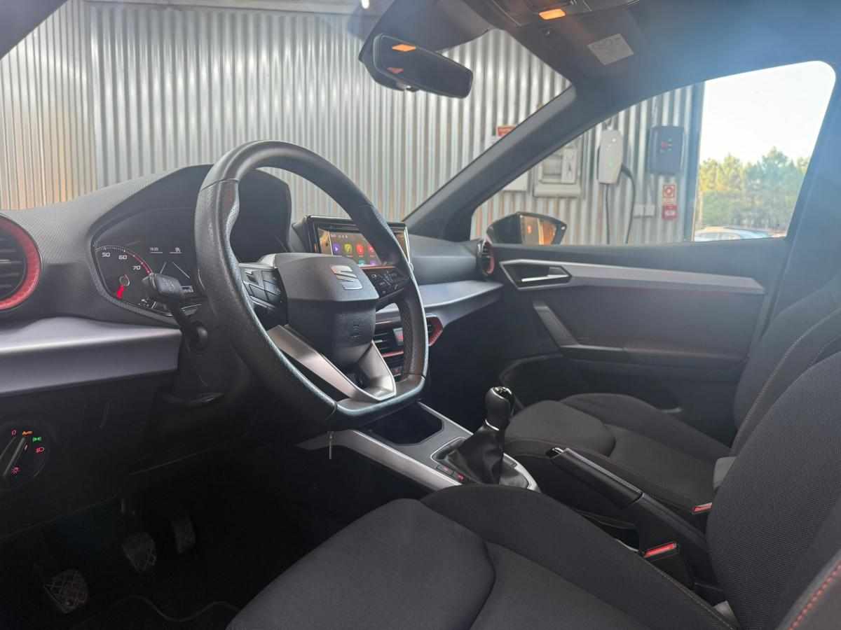 seat-arona-1-0-ecotsi-2022-gasolina-999cc