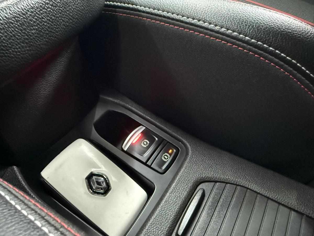 renault-clio-1-0-tce-2023-gasolina-999cc