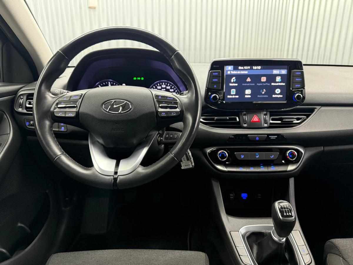 hyundai-i30-1-6-crdi-2021-diesel-1598cc