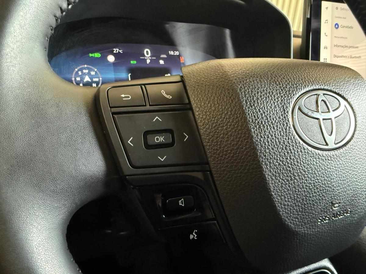 toyota-c-hr-2024-hibrido-1800cc