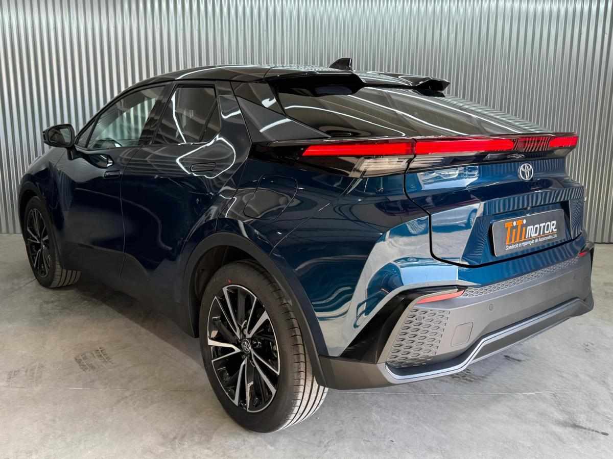 toyota-c-hr-2024-hibrido-1800cc
