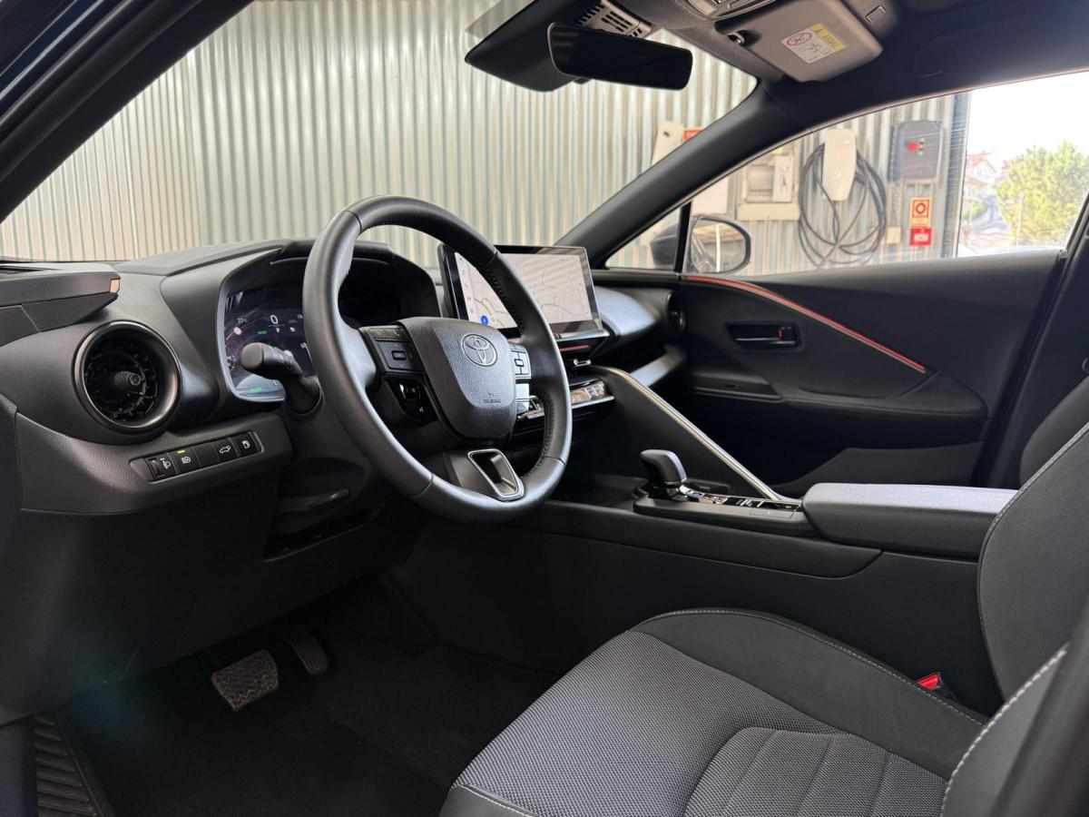 toyota-c-hr-2024-hibrido-1800cc