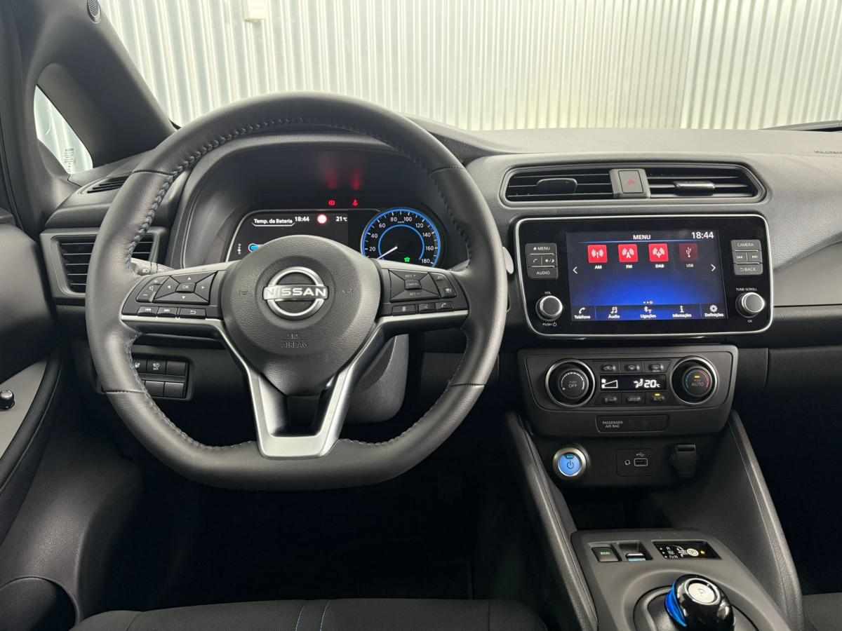 nissan-leaf-40-kwh-2025-eletrico
