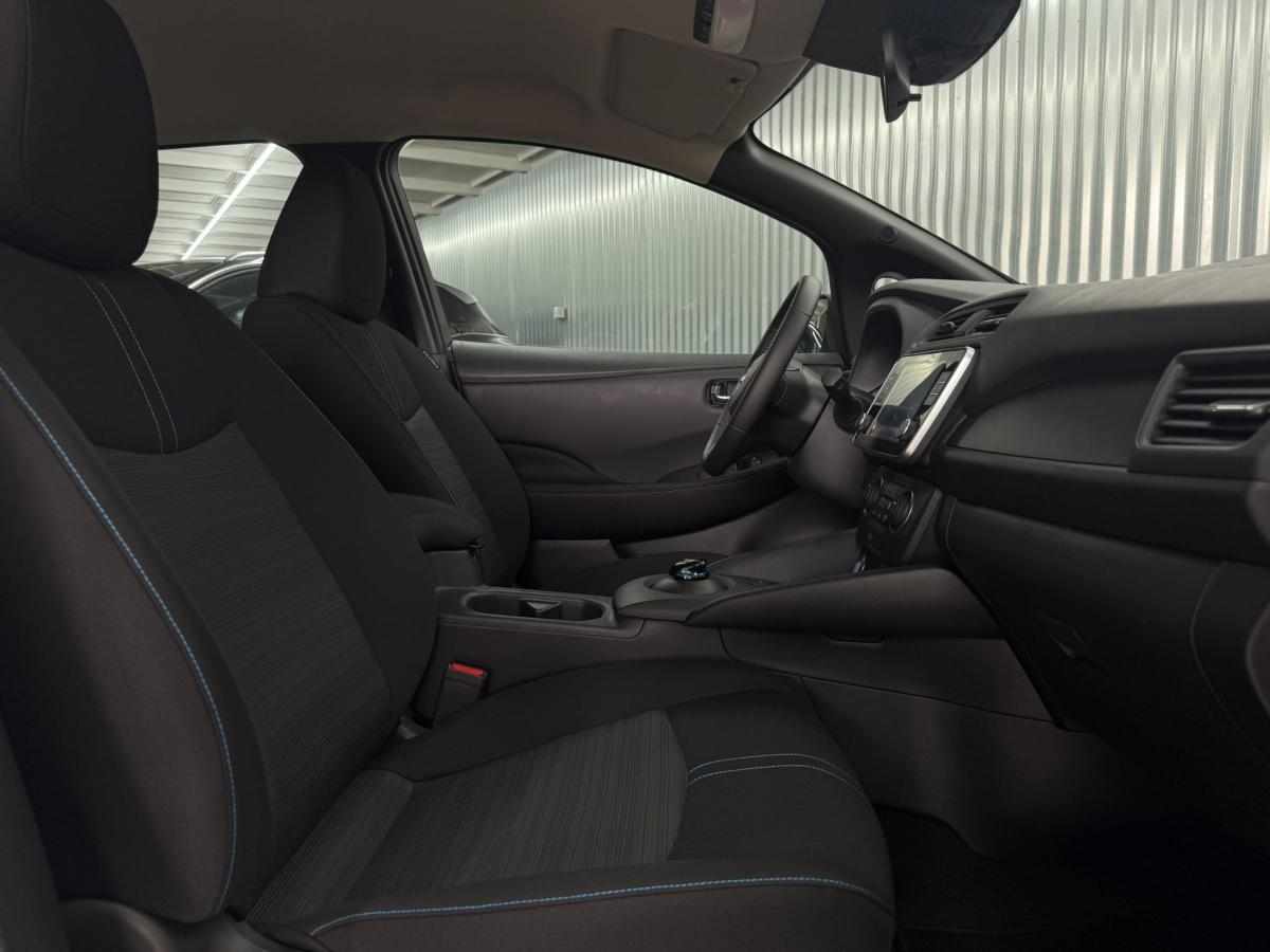 nissan-leaf-40-kwh-2025-eletrico