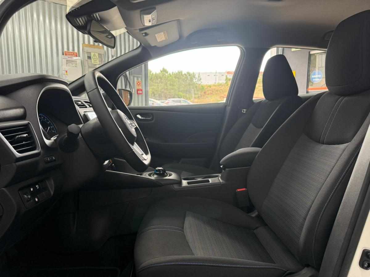nissan-leaf-40-kwh-2025-eletrico