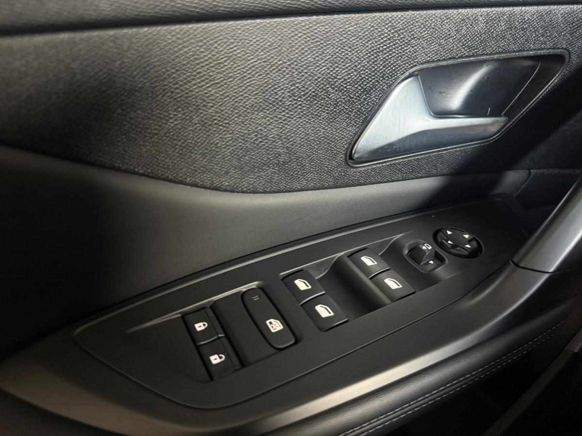 peugeot-308-1-2-puretech-2024-gasolina-1199cc
