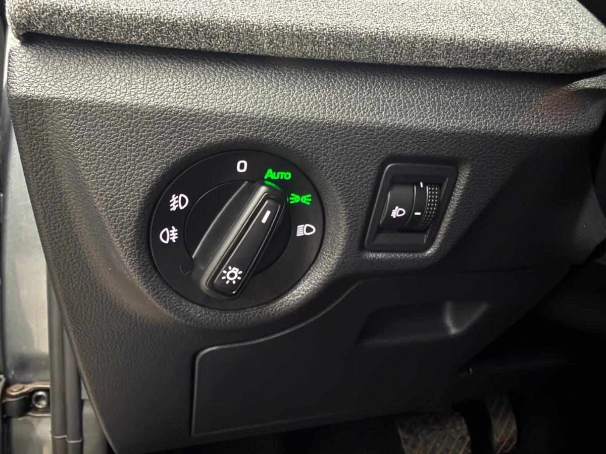 skoda-kamiq-1-0-tsi-2024-gasolina-999cc