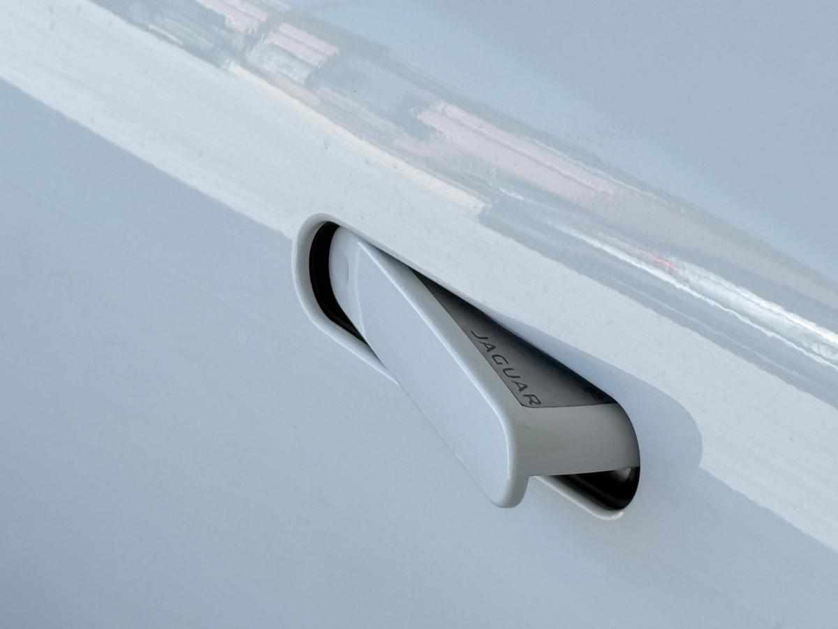 jaguar-f-type-p300-2-0-2018-gasolina-1997cc