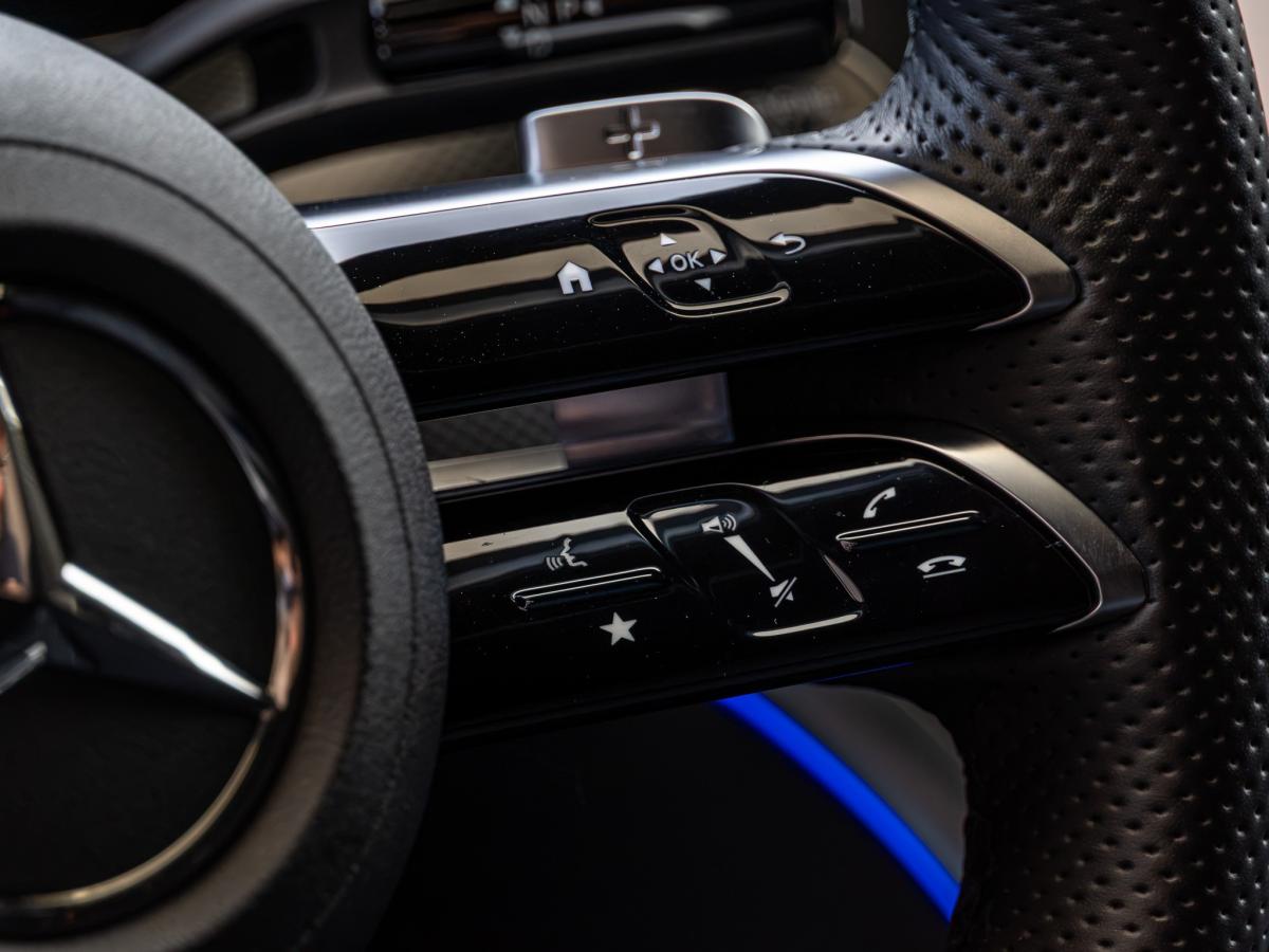 mercedes-benz-classe-c-2023-hibrido-a-gasolina-1999cc