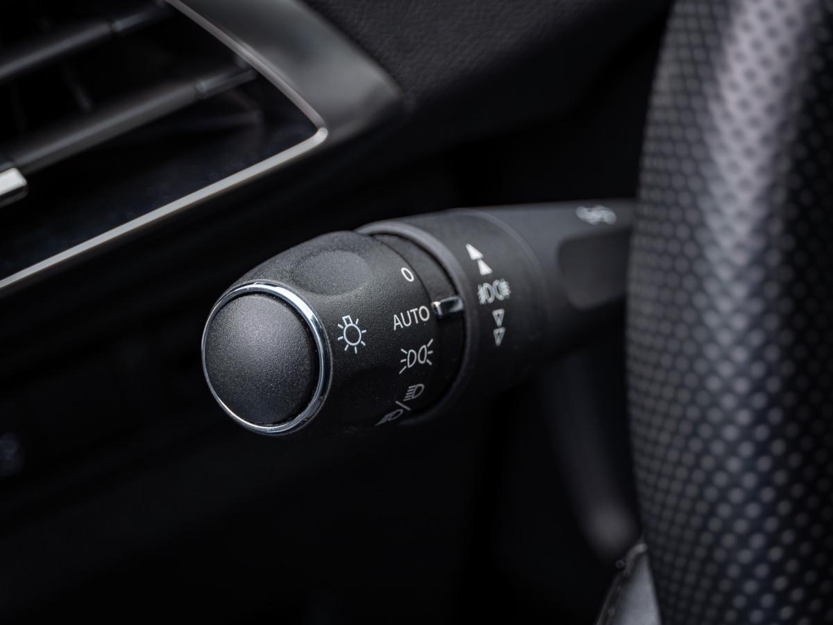 peugeot-3008-2019-diesel-1499cc