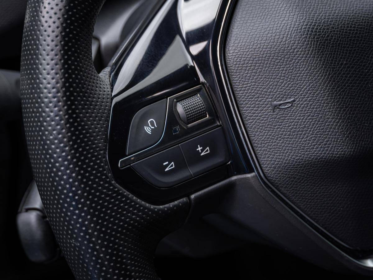 peugeot-3008-2019-diesel-1499cc