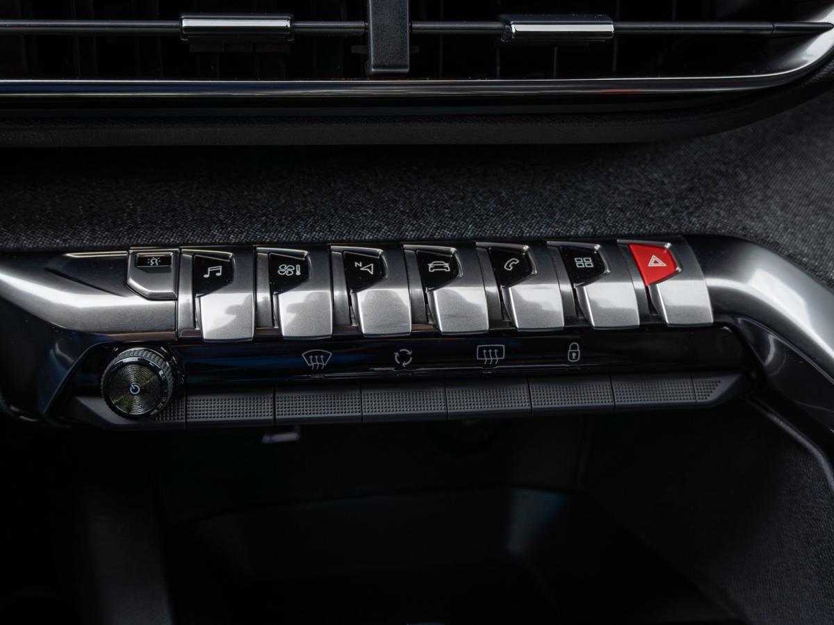 peugeot-3008-2019-diesel-1499cc