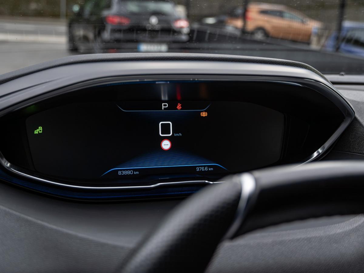 peugeot-3008-2019-diesel-1499cc