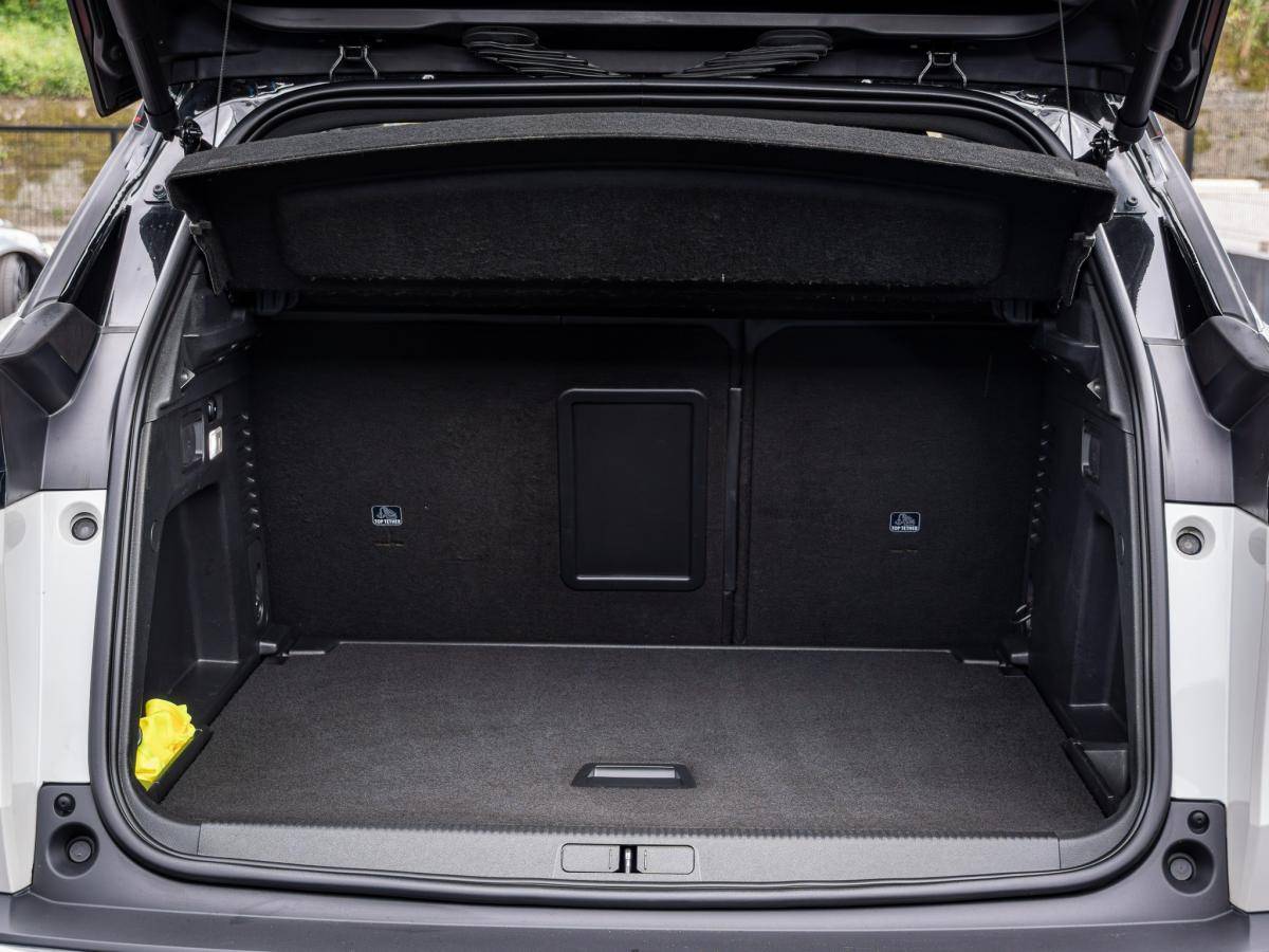 peugeot-3008-2019-diesel-1499cc