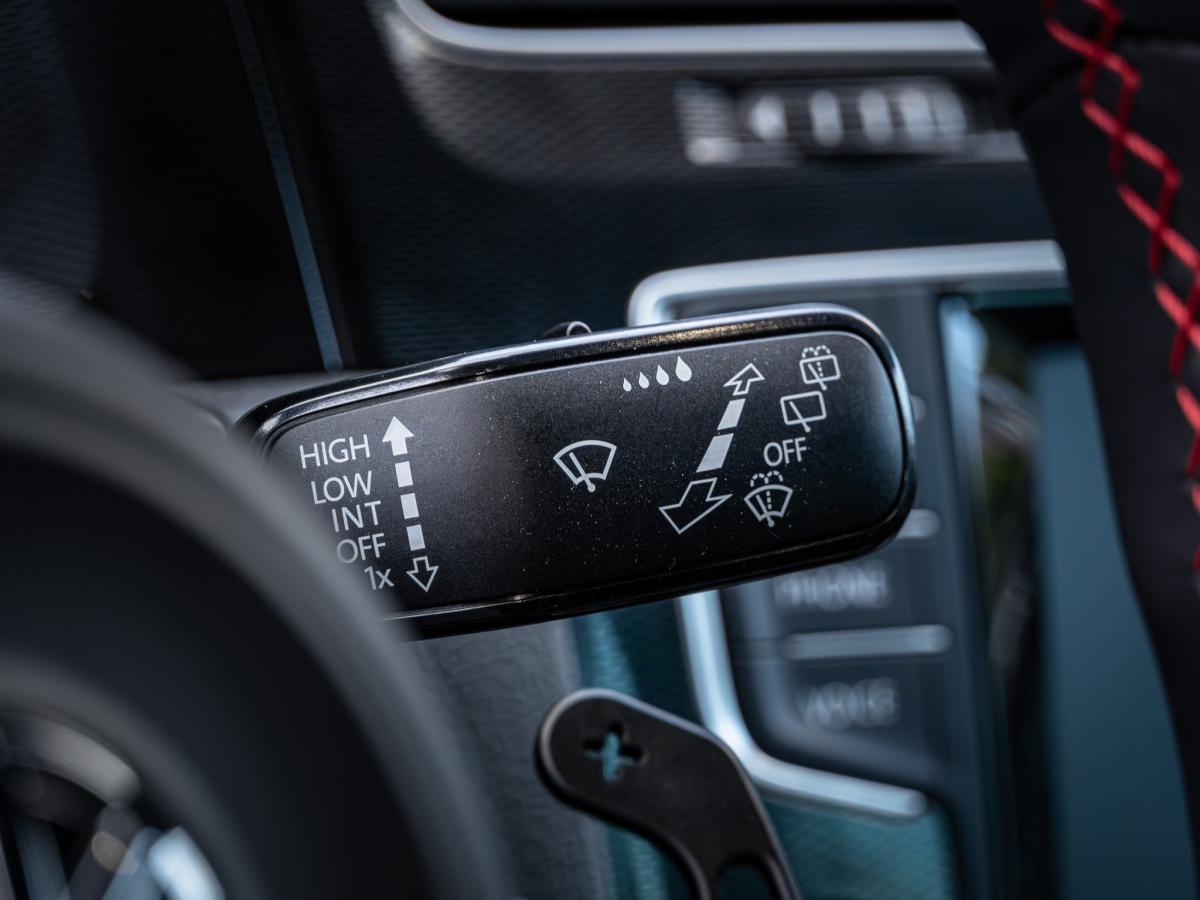 volkswagen-golf-2015-gasolina-1984cc