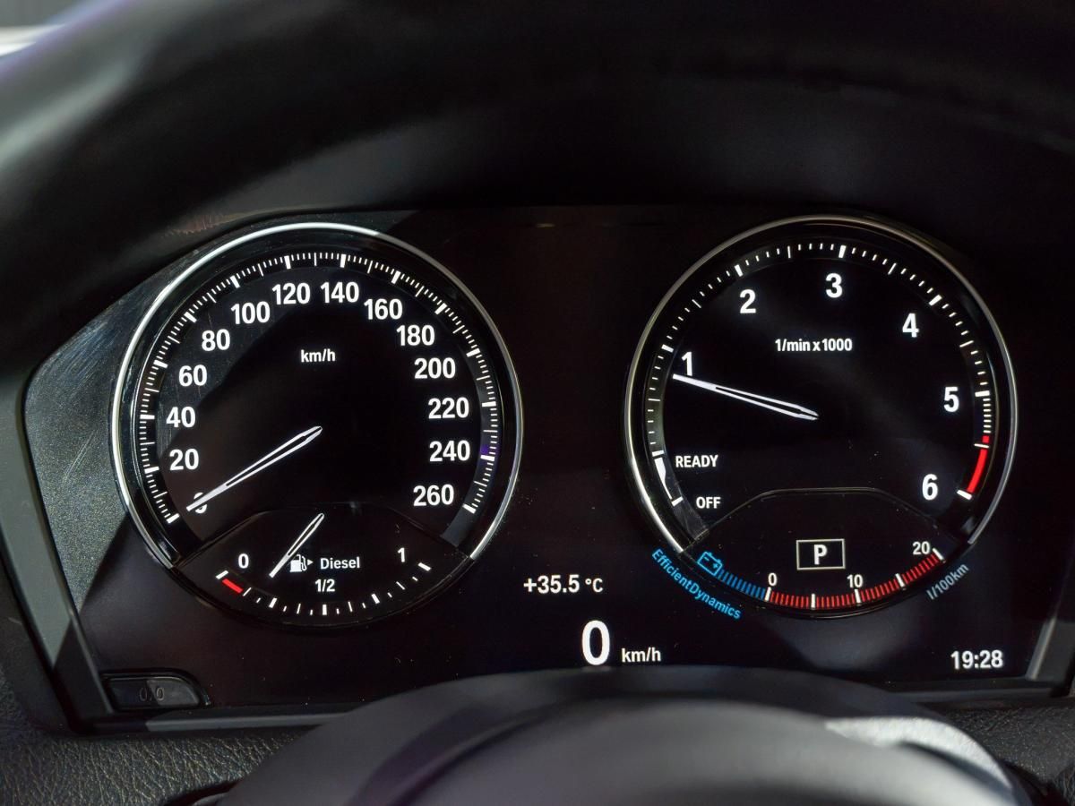 bmw-serie-1-2017-diesel-1995cc
