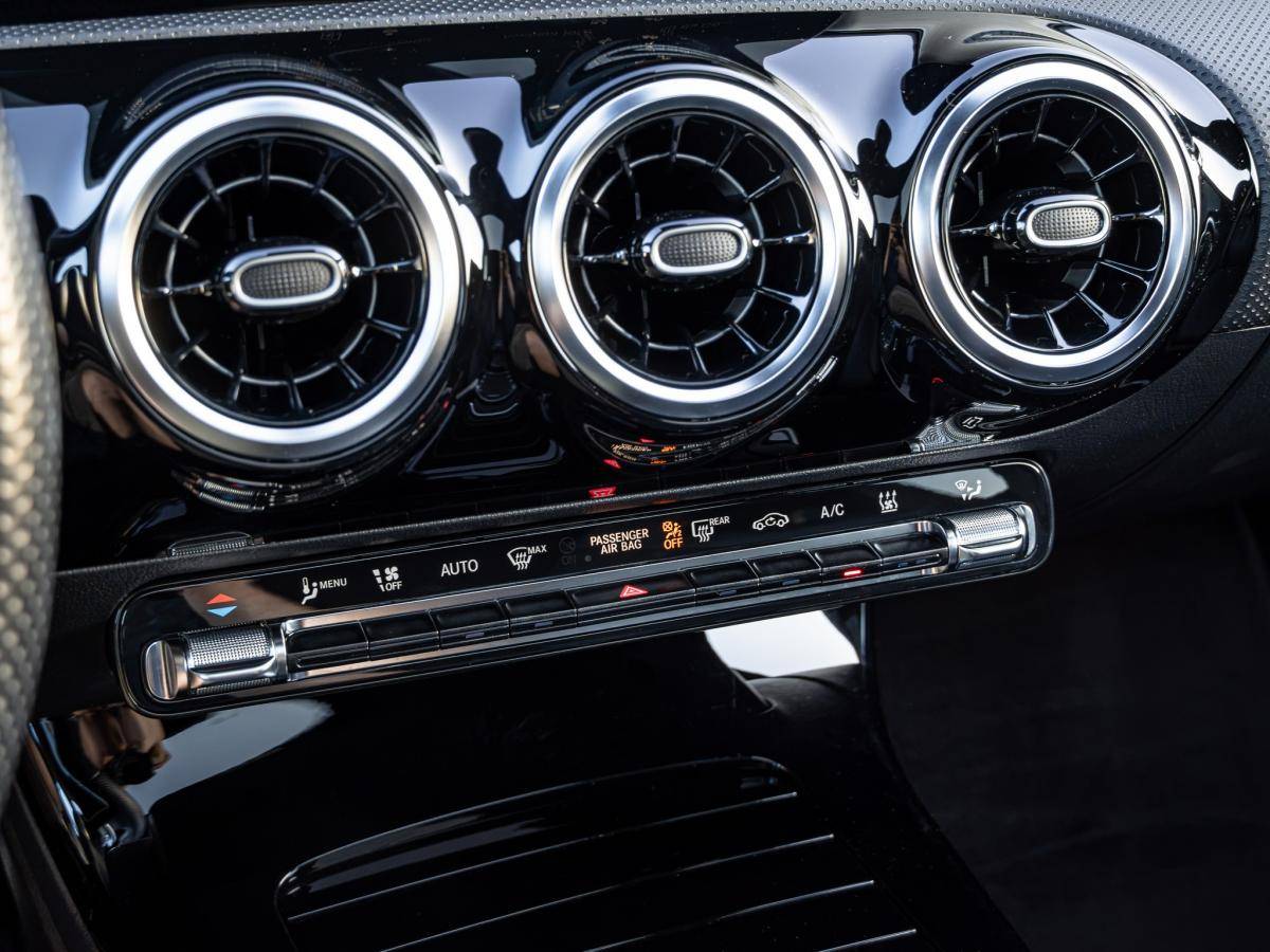 mercedes-benz-cla-2021-hibrido-a-gasolina-1332cc