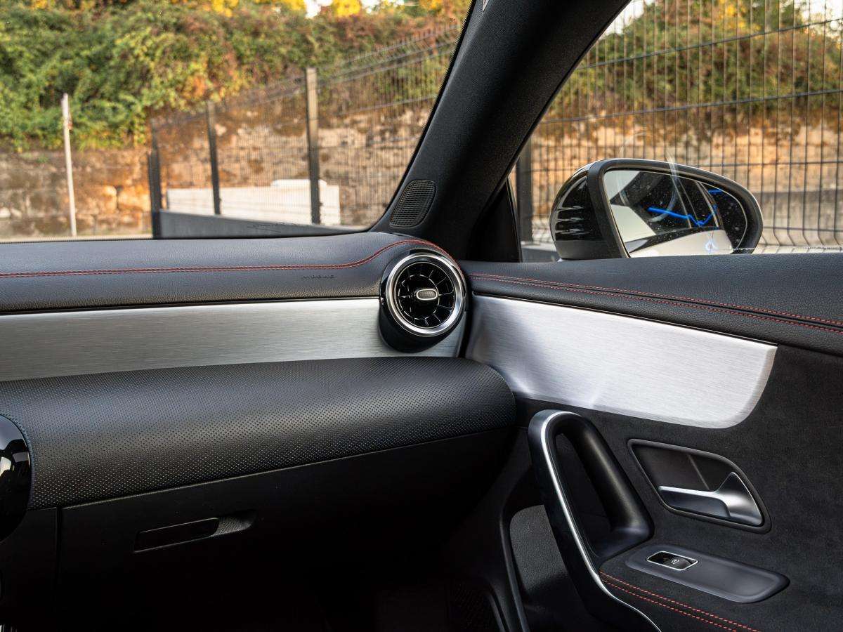 mercedes-benz-cla-2021-hibrido-a-gasolina-1332cc