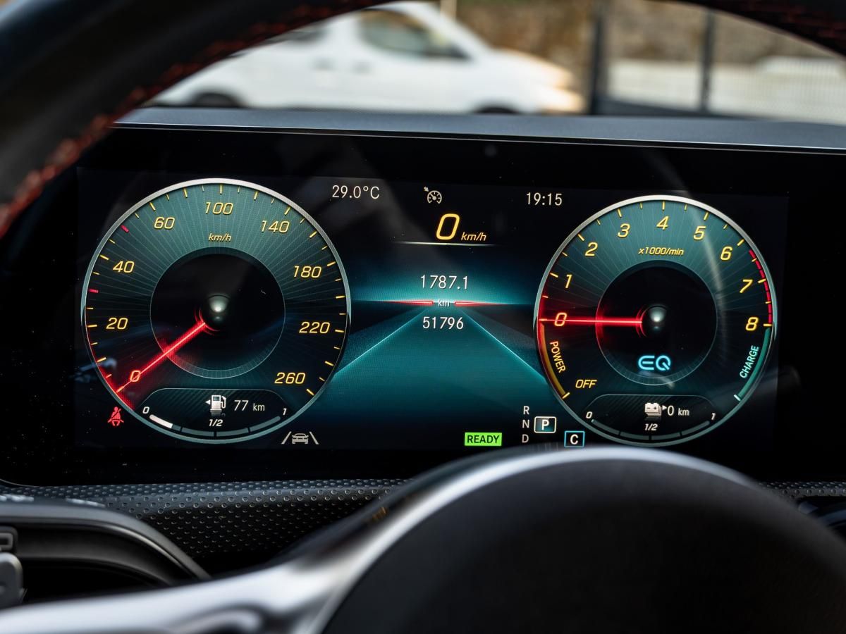 mercedes-benz-cla-2021-hibrido-a-gasolina-1332cc