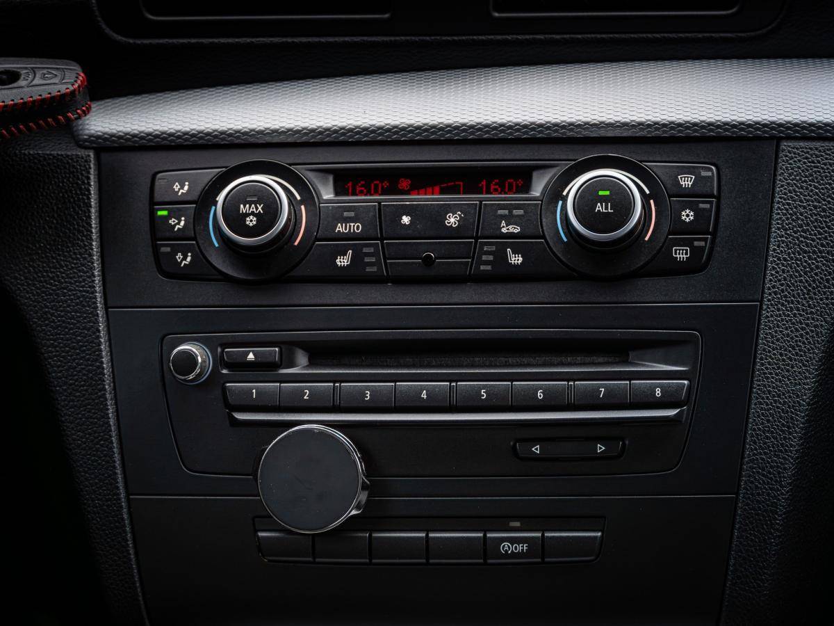 bmw-serie-1-2010-diesel-1995cc