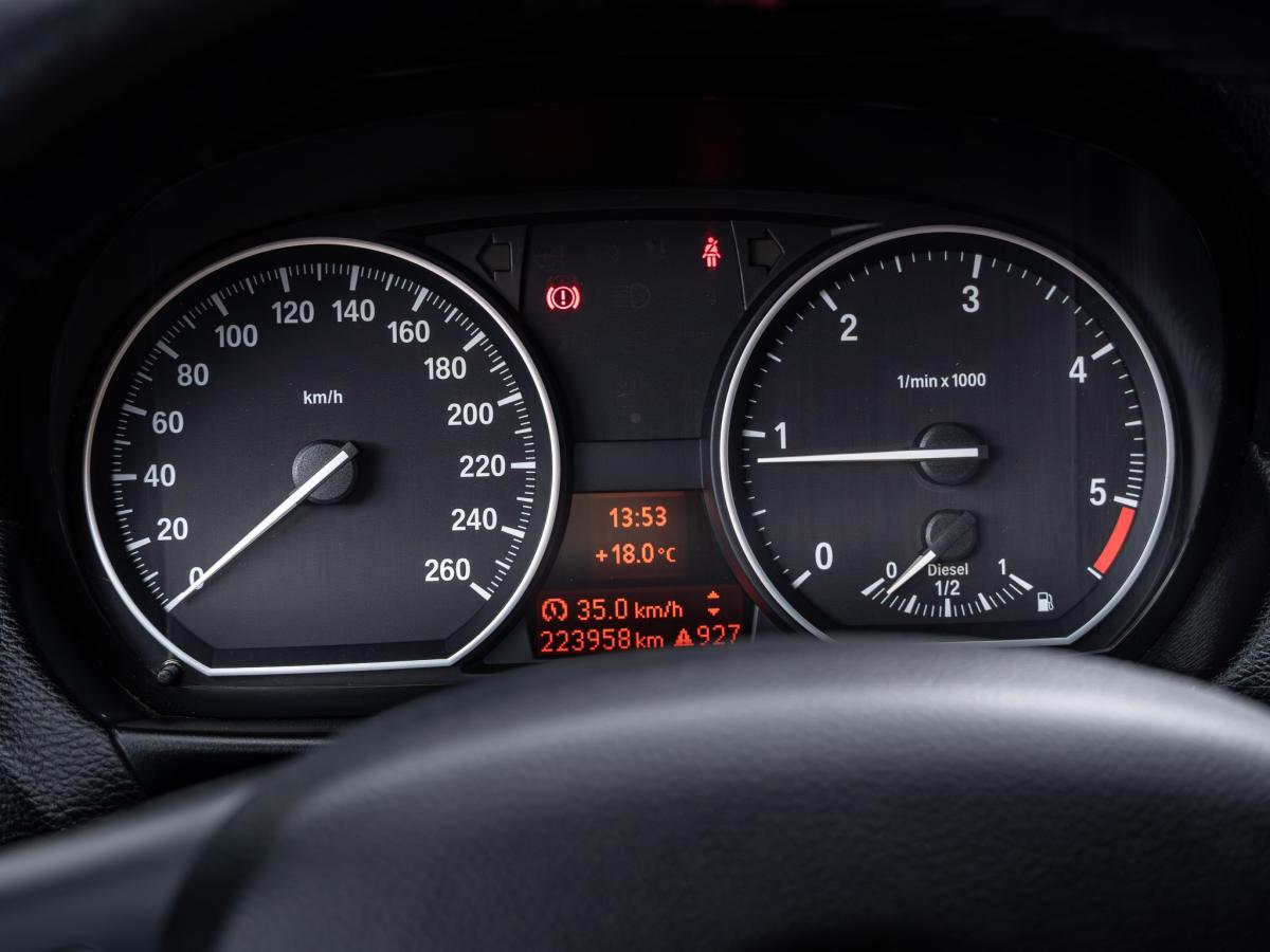 bmw-serie-1-2010-diesel-1995cc