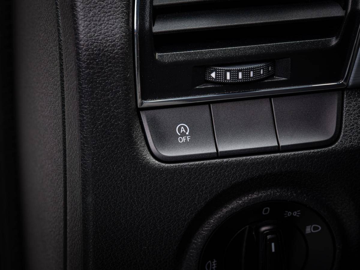 skoda-fabia-2015-diesel-1422cc