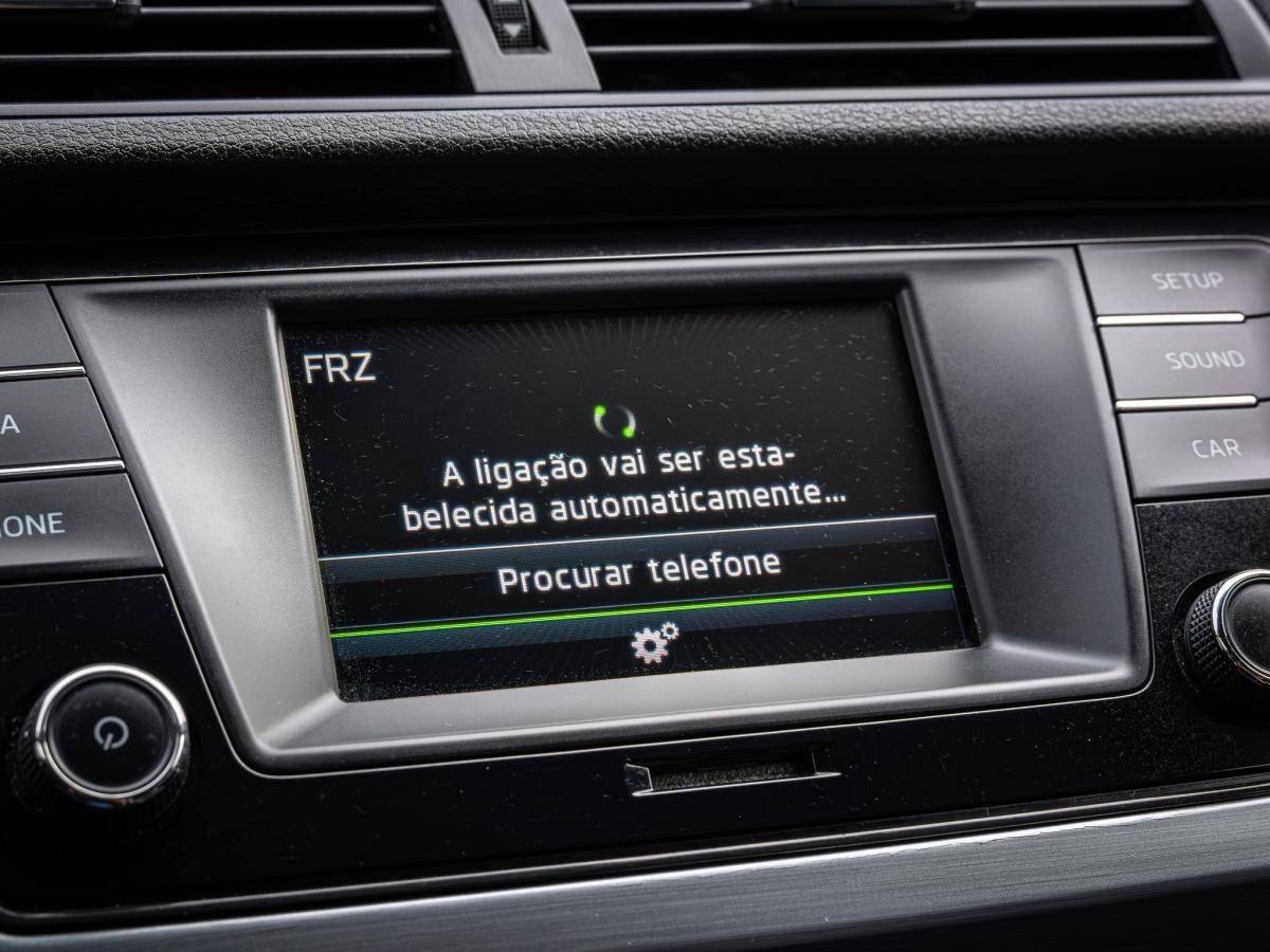 skoda-fabia-2015-diesel-1422cc