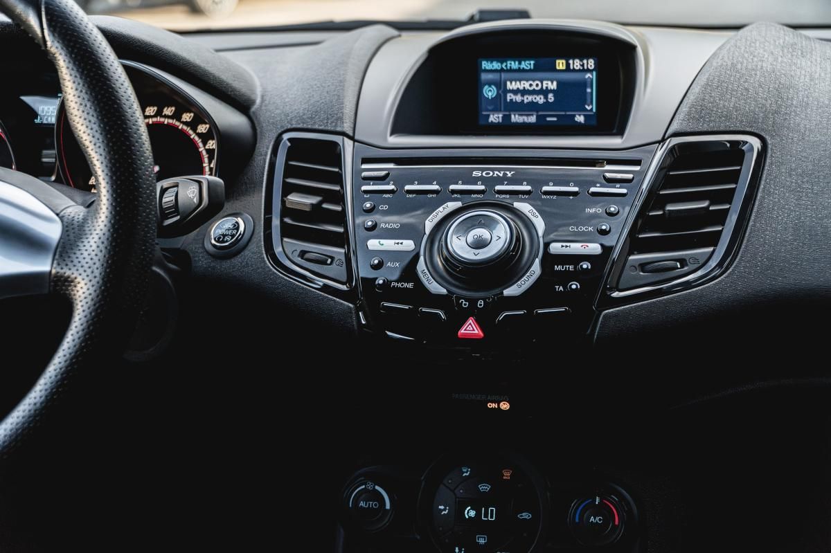 ford-fiesta-2016-gasolina-1596cc