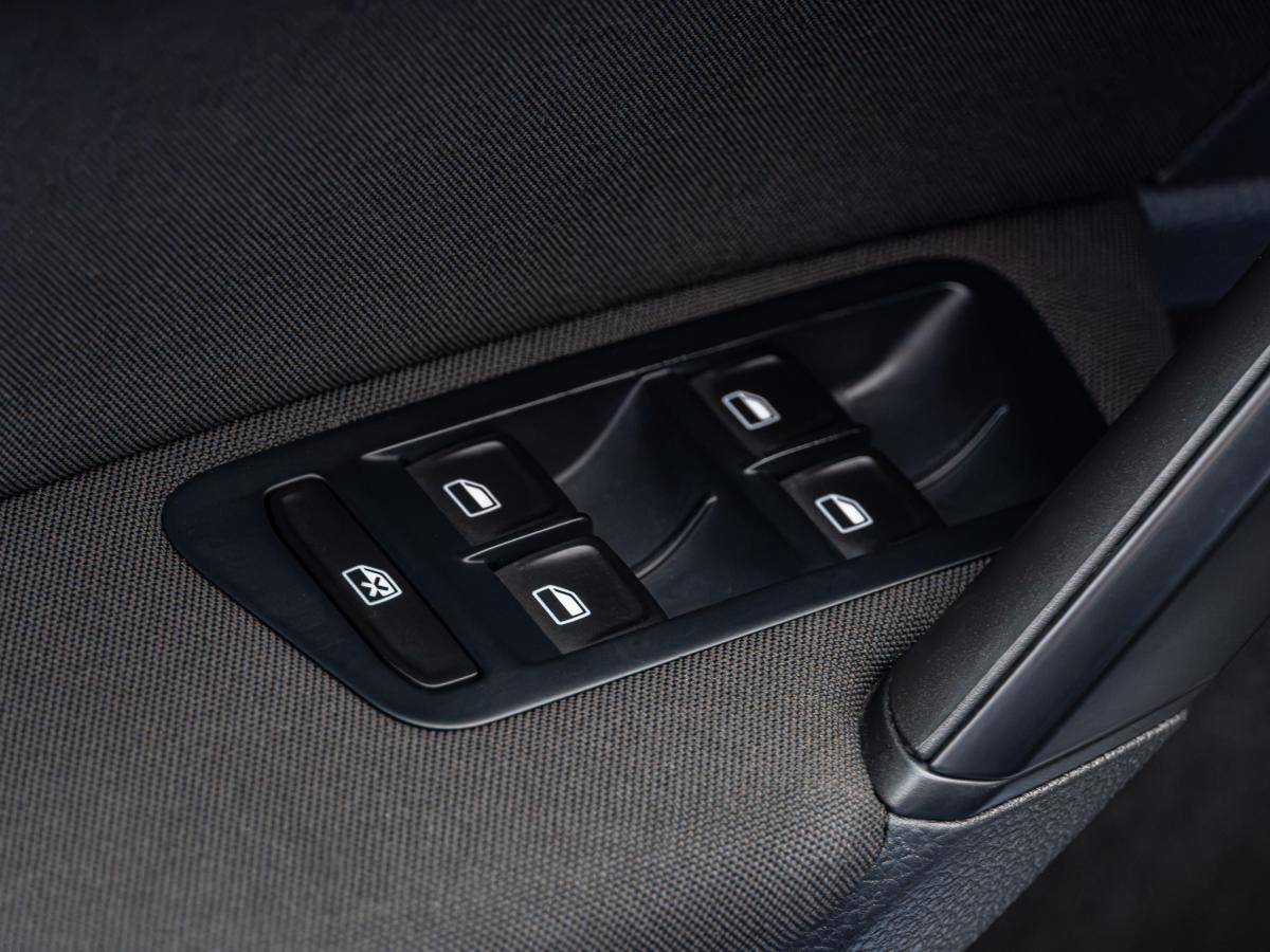 volkswagen-golf-2014-diesel-1598cc