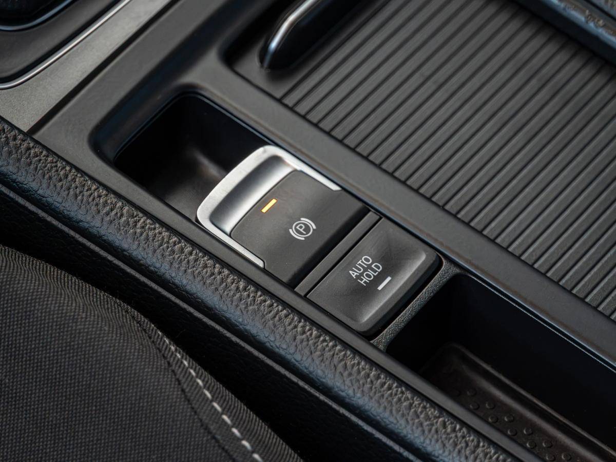 volkswagen-golf-2014-diesel-1598cc