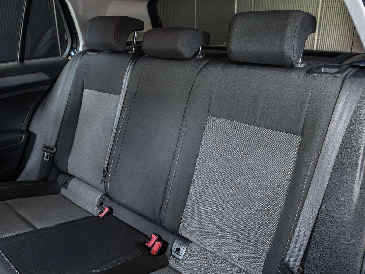 volkswagen-golf-2014-diesel-1598cc