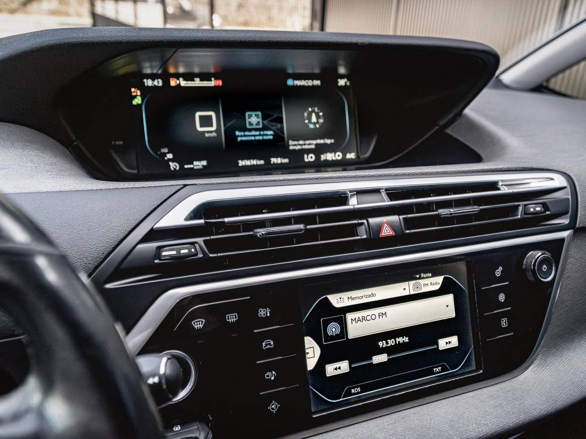 citroen-c4-grand-picasso-2015-diesel-1560cc