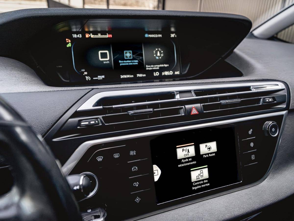 citroen-c4-grand-picasso-2015-diesel-1560cc