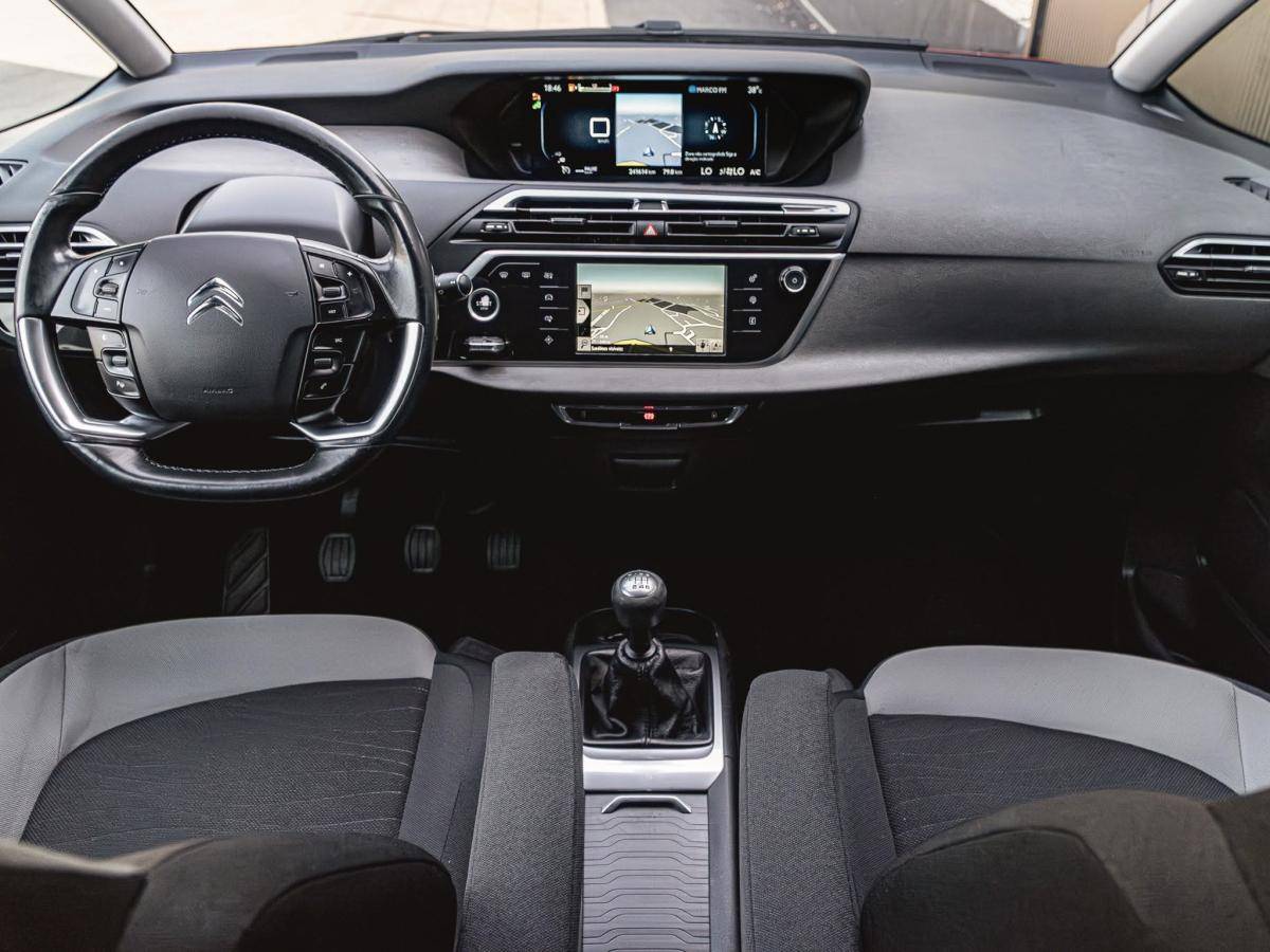 citroen-c4-grand-picasso-2015-diesel-1560cc