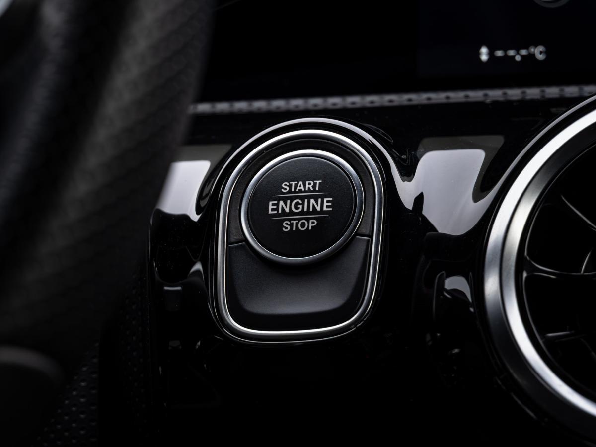 mercedes-benz-cla-2021-hibrido-a-gasolina-1332cc