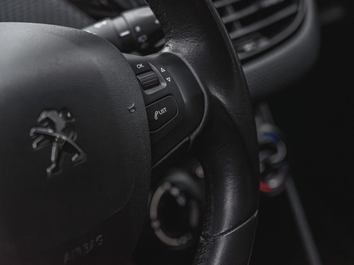 peugeot-208-2018-diesel-1560cc