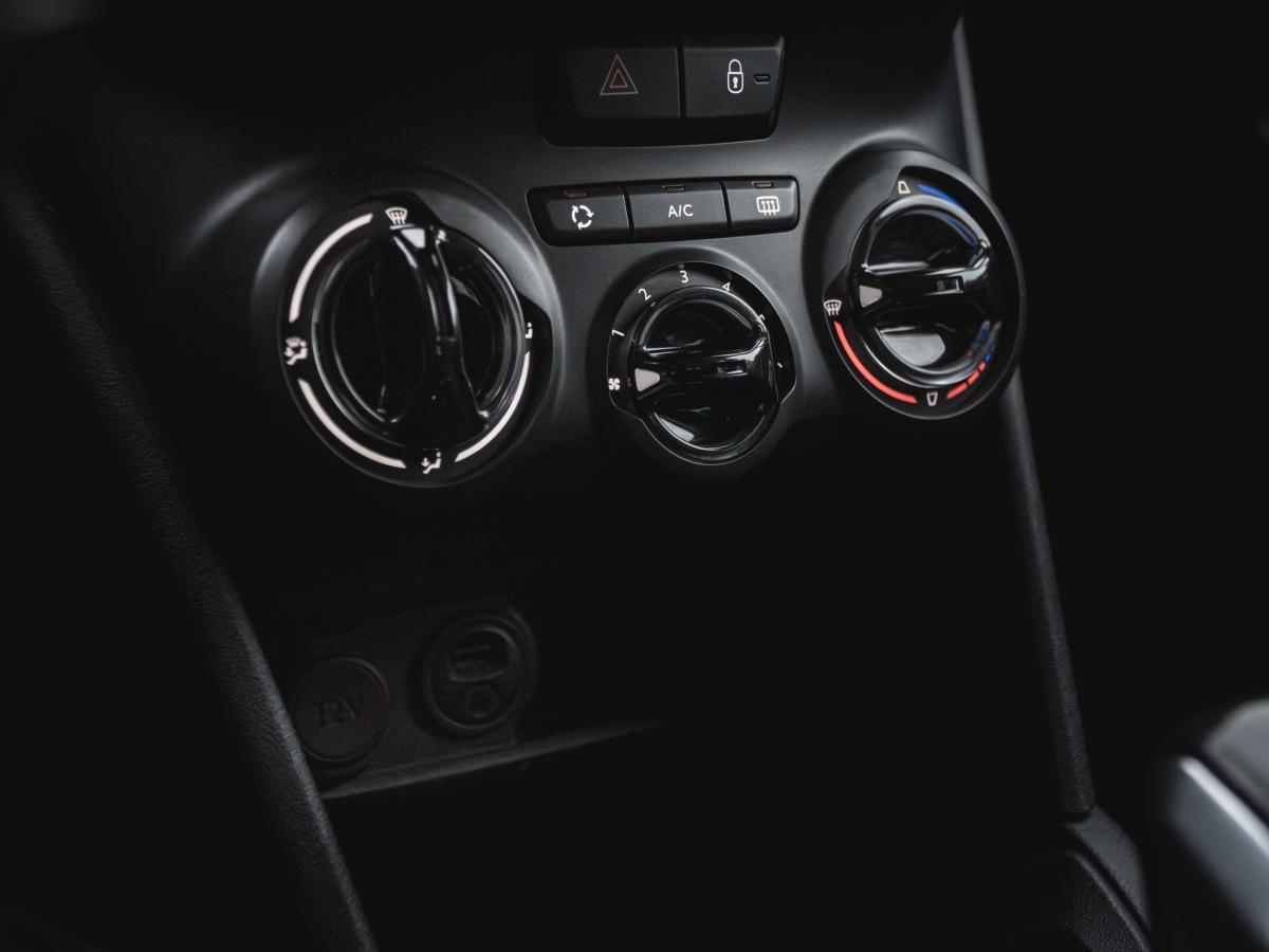 peugeot-208-2018-diesel-1560cc