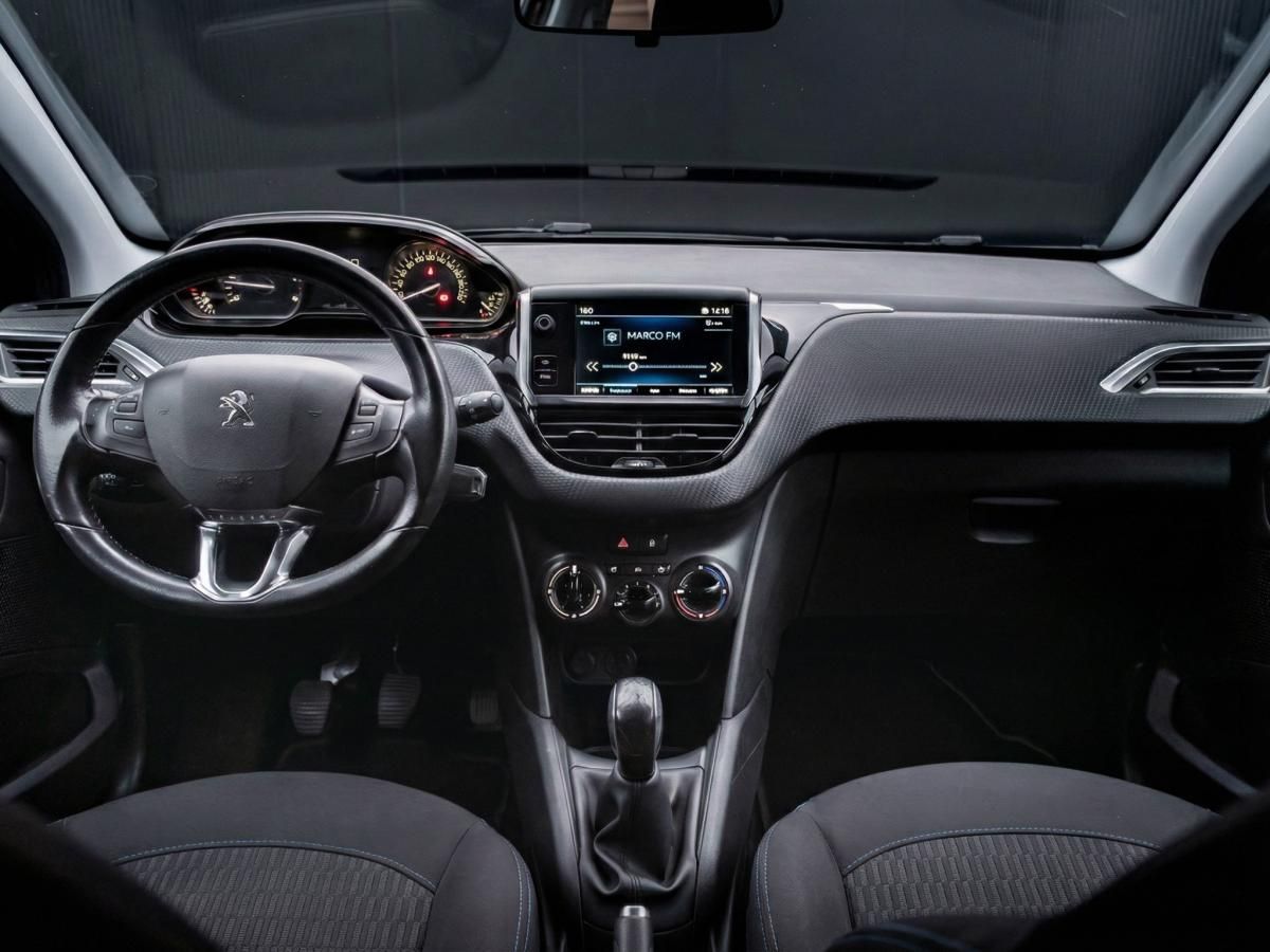 peugeot-208-2018-diesel-1560cc