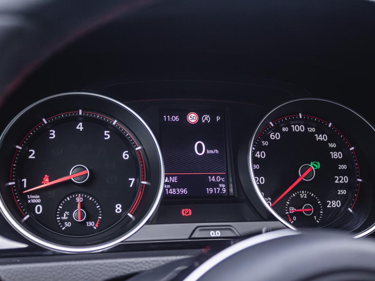 volkswagen-golf-2016-gasolina-1984cc