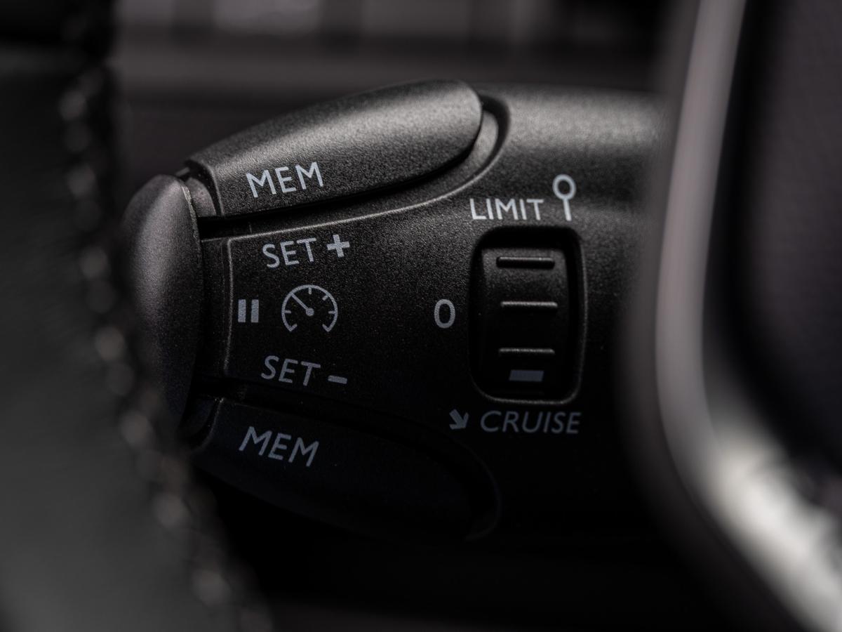 peugeot-3008-2018-diesel-1499cc