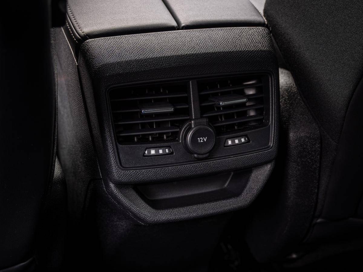 peugeot-3008-2018-diesel-1499cc
