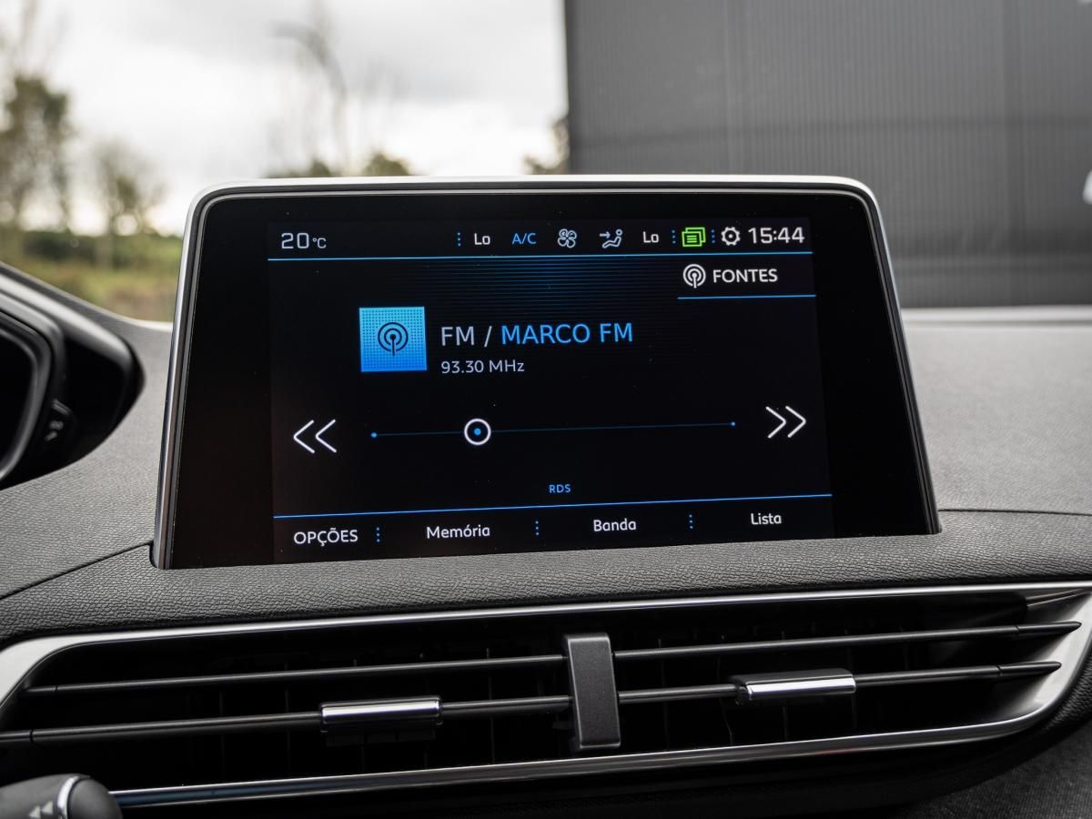 peugeot-3008-2018-diesel-1499cc