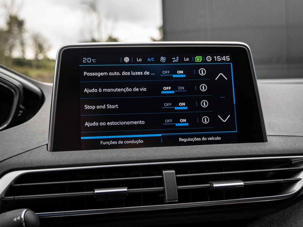peugeot-3008-2018-diesel-1499cc