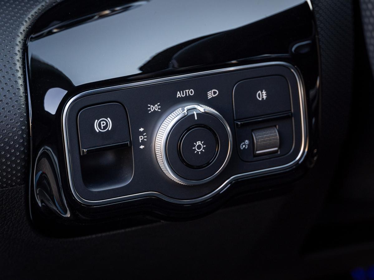 mercedes-benz-cla-2020-hibrido-a-gasolina-1332cc
