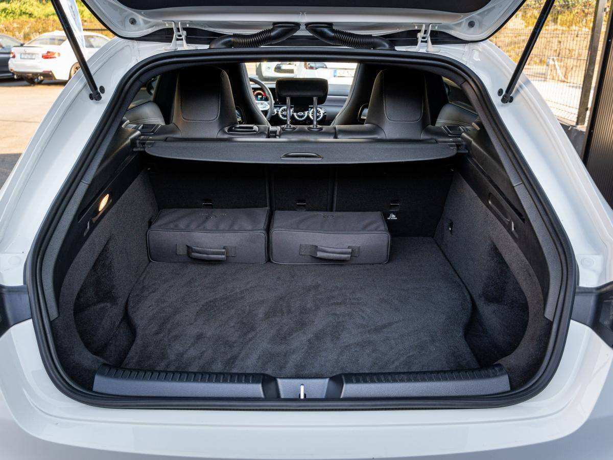 mercedes-benz-cla-2020-hibrido-a-gasolina-1332cc