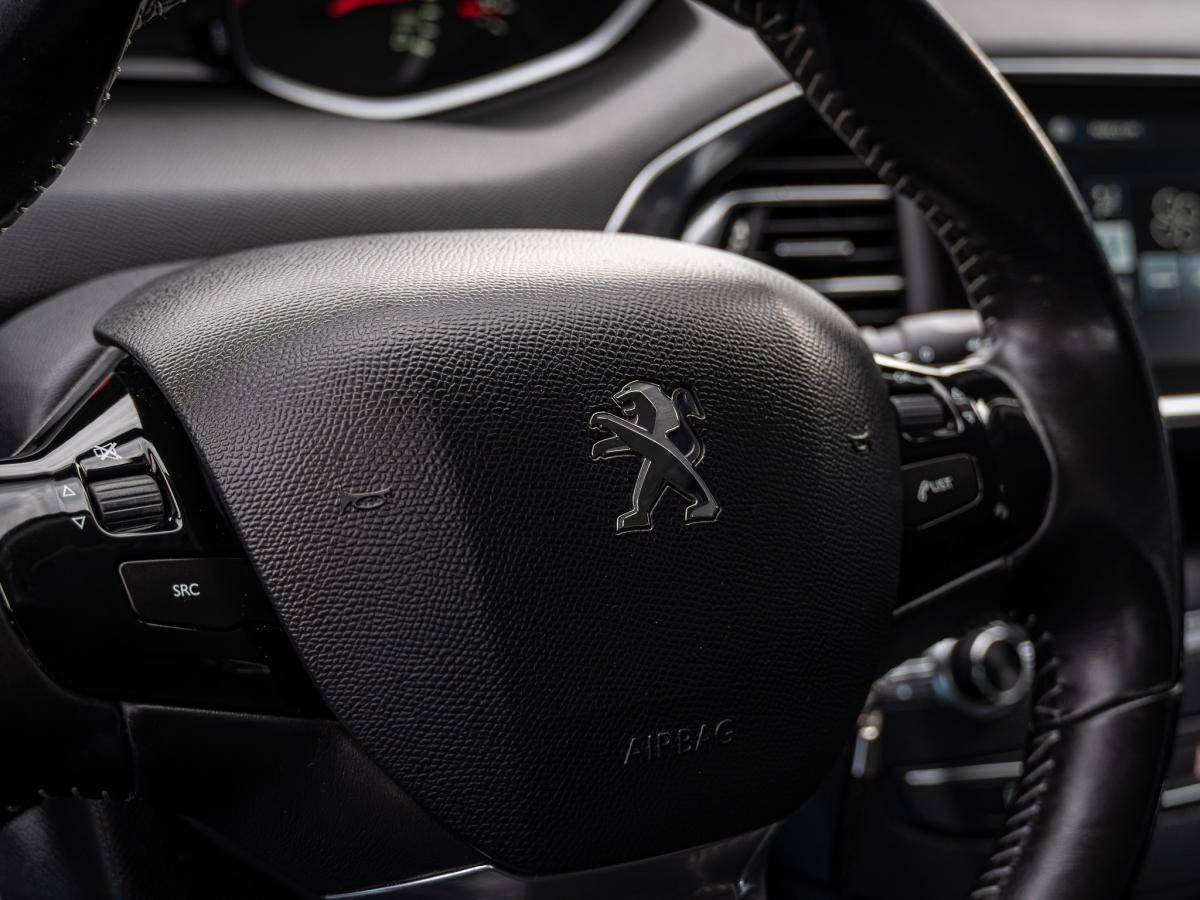 peugeot-308-2014-diesel-1560cc